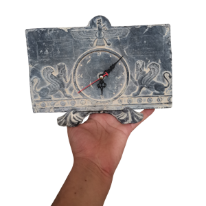 ساعت رومیزی طرح هخامنشی