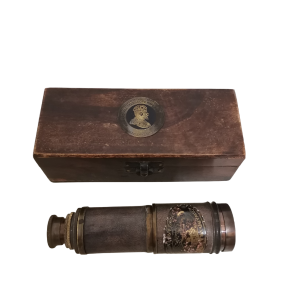 دوربین تک چشم انگلیسی تاریخ 1841 میلادی
