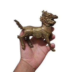 مجسمه اژدها برنزی (شیر چینی)