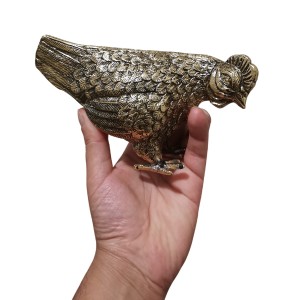 مجسمه برنجی مرغ