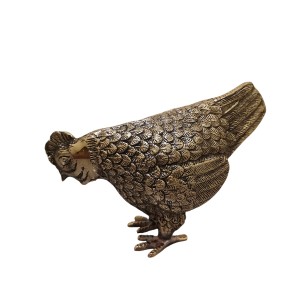 مجسمه برنجی مرغ