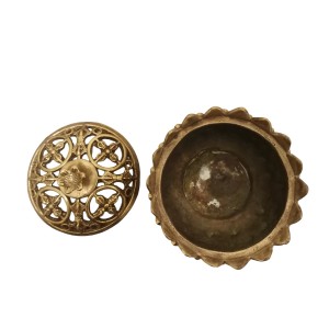 قندان برنزی گل لوتوس