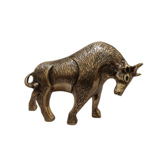 مجسمه گاو برنجی