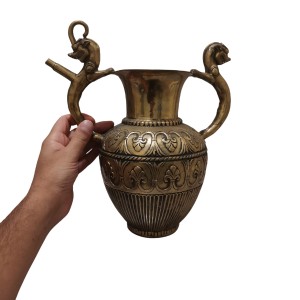 گلدان هخامنشی برنزی