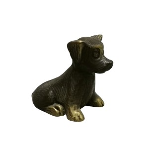 مجسمه سگ برنزی نماد حیوان سال تولد