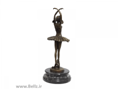 مجسمه زن بالرین (۲)