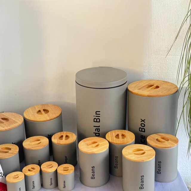 سرویس 15 پارچه آشپزخانه درب چوبی  (KST) کد 6010