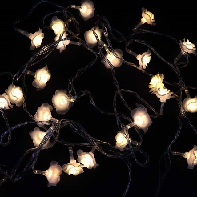 ریسه ۲۸ لامپ طرح گل رز آفتابی ۴ متری