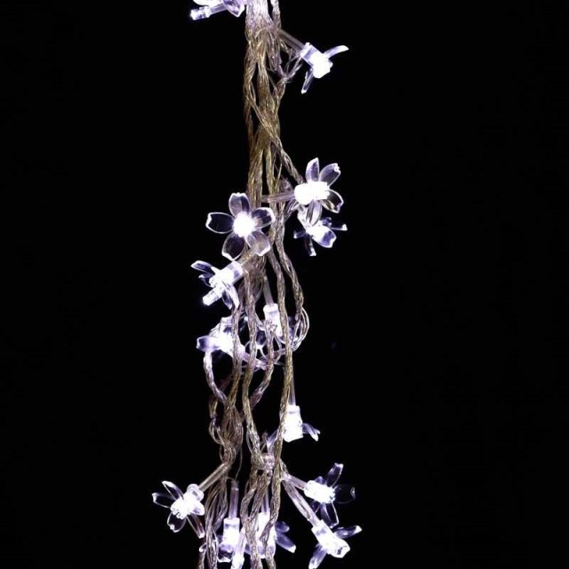 ریسه طرح گل کوچک پلاستیکی مهتابی طول 4.5 متر