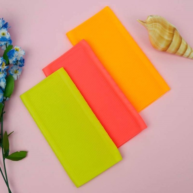 کاور سیلیکونی پاور بانک شیائومی 10000 PLM12ZM Mi