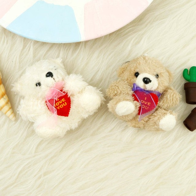 جاکلیدی خرس قلب دار نشسته