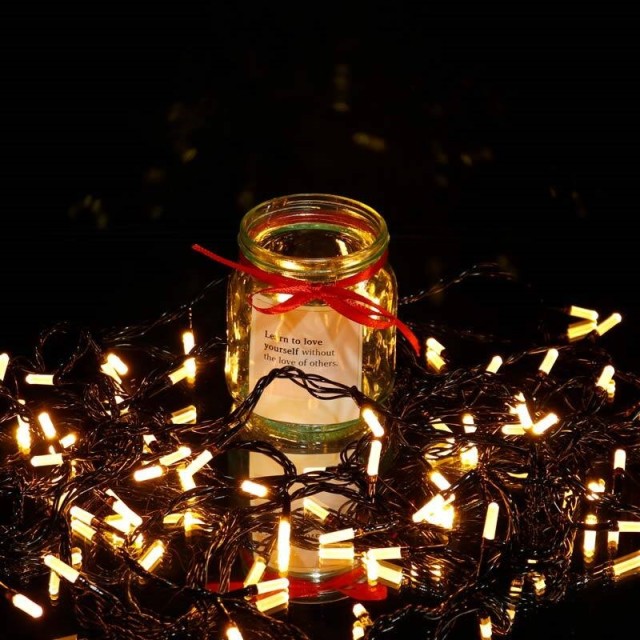 ریسه ۱۰۰ لامپ کریستالی سیم مشکی ۸٫۵ متری