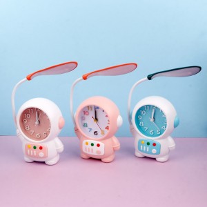 چراغ مطالعه فانتزی طرح ساعت Astronaut Alarm Clock NO.CD260