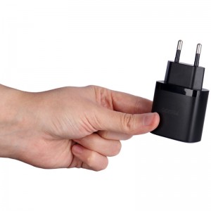 شارژر دیواری 20 وات یسیدو YC54 PD 3A + کابل تبدیل آیفونی