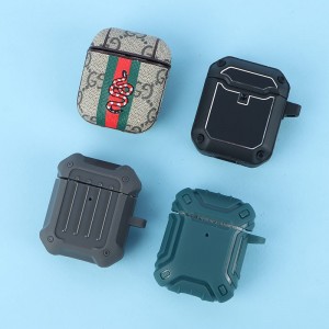 کاور ایرپاد 1 / 2