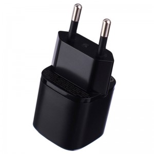 شارژر دیواری 20 وات یوسامز US-CC124 PD 3A + کابل تبدیل آیفونی