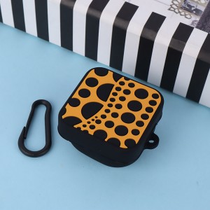 کاور عروسکی گلکسی بادز Live / Live Pro / Live Pro 2 / Fe طرح فانتزی کد 2