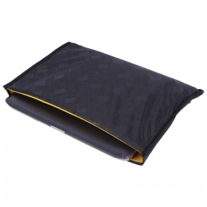 کیف لپ تاپ سه کاره Benetton MC-618