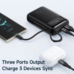 پاور بانک فست شارژ مک دودو MC-325 PD 22.5W ظرفیت 10000 میلی آمپر ساعت