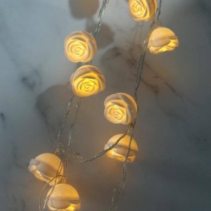 ریسه طرح گل پلاستیکی سفید آفتابی طول 3 متر