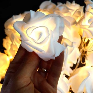 ریسه طرح گل سفید فومی آفتابی ۴ متری