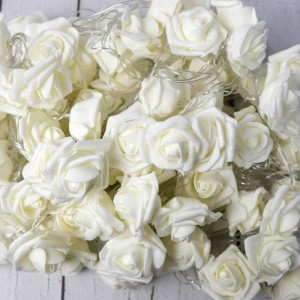 ریسه طرح گل سفید فومی صورتی ۹ متری