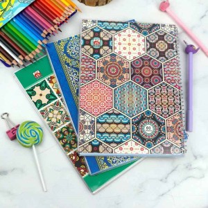 دفتر سیمی ۶۰ برگ طرح کلاسیک نهال آلما کد ۷۶۱۲