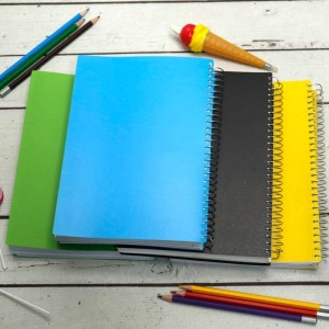 دفتر سیمی ۲۰۰ برگ Pouya