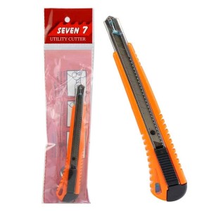 کاتر کوچک پلاستیکی Seven