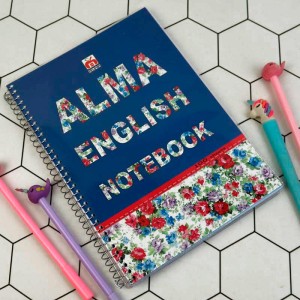 دفتر سیمی ۱۰۰ برگ ۲ خط طرح دار نهال آلما کد ۷۱۳۲