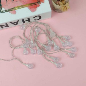 ریسه طرح لامپ کوچک باتری خور سه تایی مهتابی ۲٫۵ متری