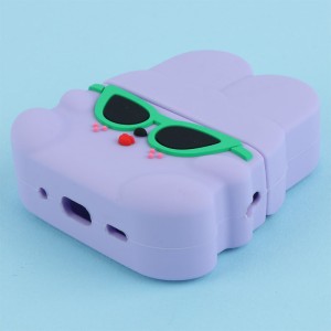 محافظ AirPods Pro 2 سیلیکونی طرح کلاه دار بنفش