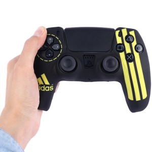 روکش دسته بازی Deadskull PS5 طرح Adidas