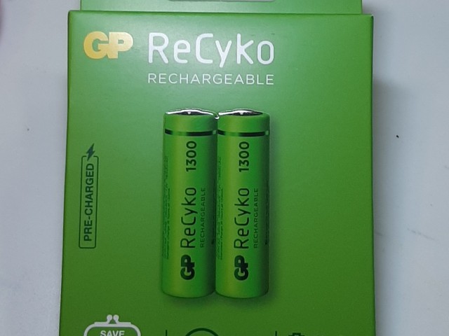 باتری شارژی قلمی GP 1300mAh