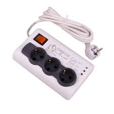 محافظ برق 3 خانه OMEGA 3M P3000