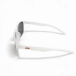 عینک کوهنوردی UV400 OAKLEY مدل 2026-4
