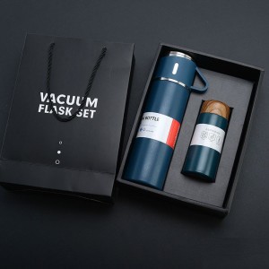 ست فلاسک و بطری مسافرتی مدل Vacuum Flask