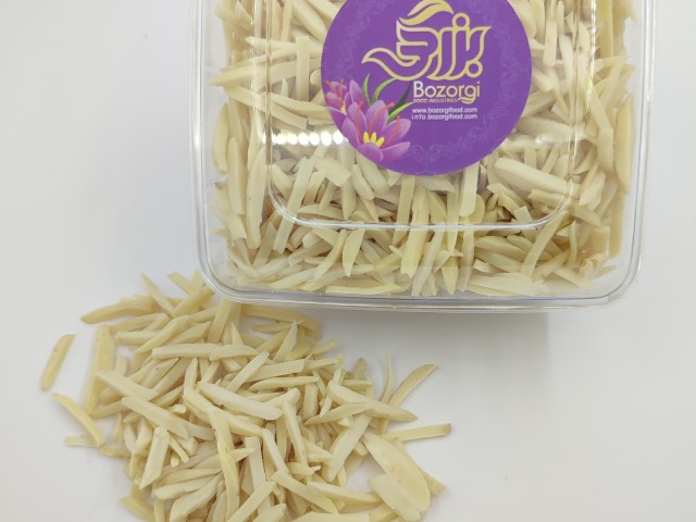 خلال بادام درختی اعلاء وزن ( 500 گرم)