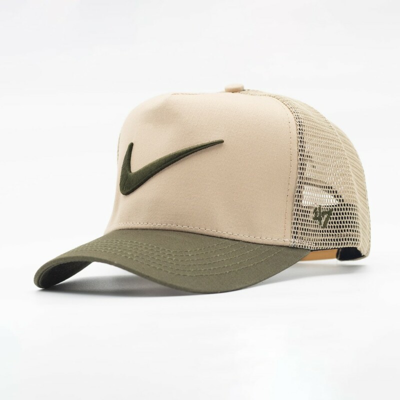 کلاه کپ نایکی مدل NIKE-CAP-NC-206467 | مستر کوالیتی | کرم/سبز