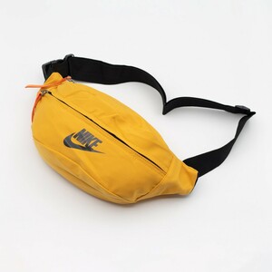کیف کمری دومنظوره بادی بگ نایکی مدل NIKE BODY BAG - NB-54697-4 | مسترکوالیتی