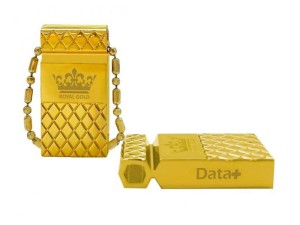 فلش 32 گیگ دیتا پلاس Data+ Royal Gold USB3.2