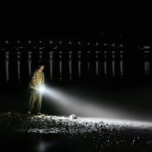 چراغ قوه نیچرهایک سایز Large مدل CNK2300011