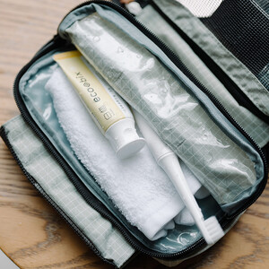 کیف لوازم آرایش نیچرهایک سایز بزرگ مدل NH20SN010