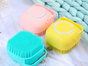 لیف ماساژ سیلیکونی مخزن دار