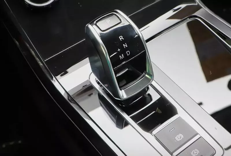 گلس محافظ کابین تیگو7پرو پلاگین هیبرید +tiggo7pro e