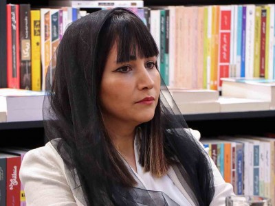 بوها از جهان دیگر می‌آیند