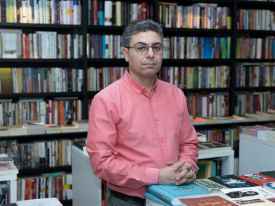 ادبیات وقتی زنده می‌ماند که جرئتِ ناخوانده ماندن داشته باشد