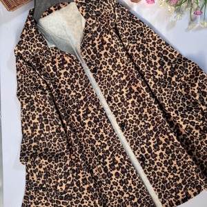 شومیز  مخمل پلنگی5