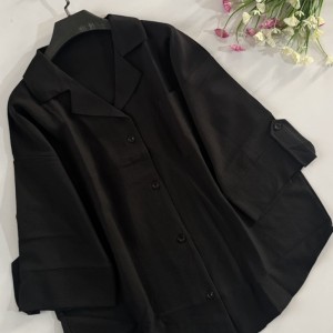 شومیز زنانه یقه انگلیسی – مدل ساده و خوش‌استایل