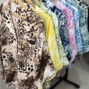 شومیز شاد طرحدار